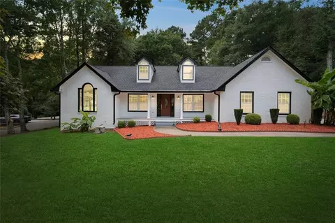 3895 Marham Park Cir, Loganville, GA 30052