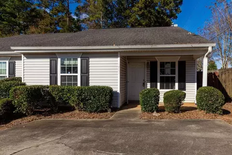 1701 Summerwoods Ln, Griffin, GA 30224