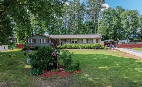 18 Hillside Dr, Rockmart, GA 30153