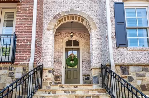 2303 Saint Davids Sq NW #13, Kennesaw, GA 30152
