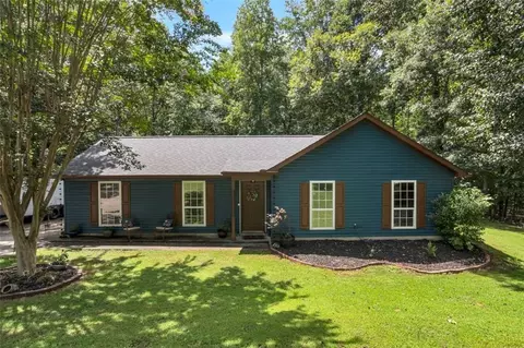 6707 Spring Head Dr, Flowery Branch, GA 30542