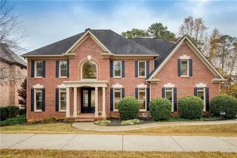 904 Stream Valley Trl, Alpharetta, GA 30022