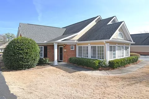 3603 Village Ln, Roswell, GA 30075