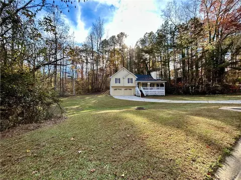 235 Peach Crossing Dr, Dallas, GA 30132