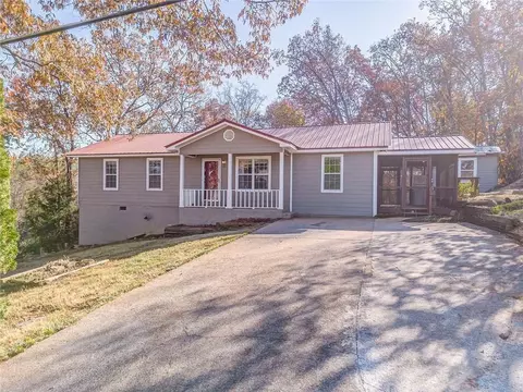 125 May St NW, Adairsville, GA 30103
