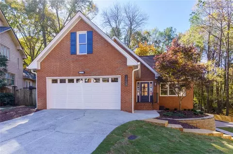 2859 Pangborn Ct, Decatur, GA 30033
