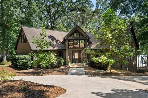 6680 Woodlake Dr, Flowery Branch, GA 30542