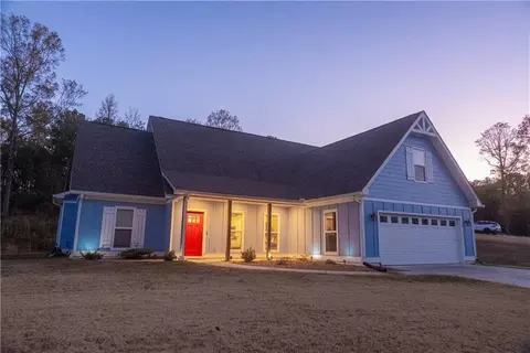 408 Peachtree Ln SE, Calhoun, GA 30701
