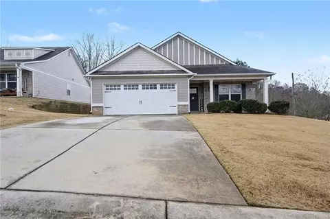 600 Elrod St, Cornelia, GA 30531