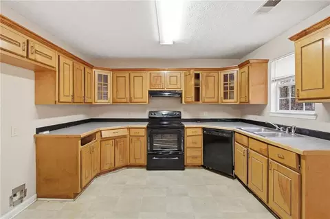 115 Mountainview Dr, Covington, GA 30016 photo 2