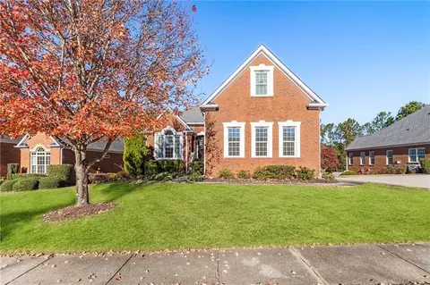 5235 Villa Lake Ct, Suwanee, GA 30024
