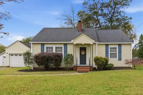 305 N Cave Spring St, Cedartown, GA 30125