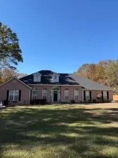 2533 Elko Rd, Elko, GA 31025