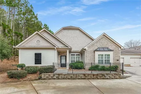109 Glens Dr, Woodstock, GA 30188