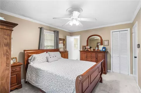 Bedroom - 111 Meadow Ln, Calhoun, GA 30701 photo 3 of 5
