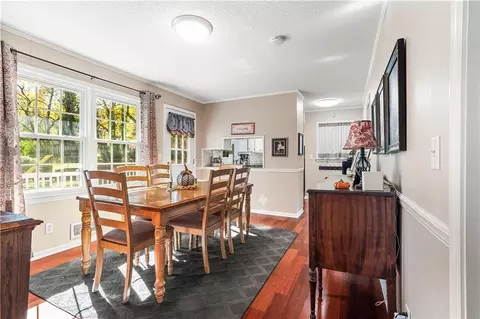 Dining - 111 Meadow Ln, Calhoun, GA 30701 photo 1 of 2