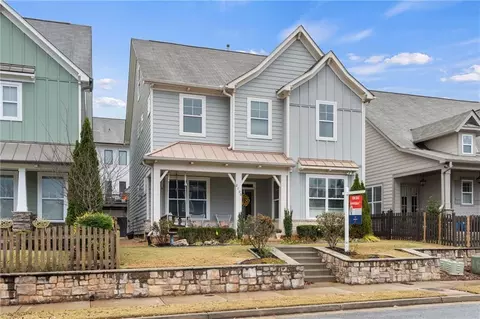 2100 Drew Dr NW, Atlanta, GA 30318