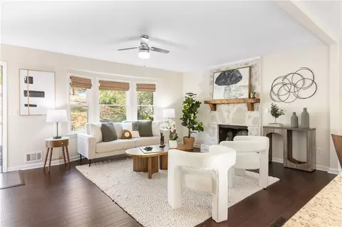 Living - 3169 Dover Dr, Duluth, GA 30096 photo 4 of 7