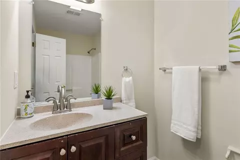 Bath - 3169 Dover Dr, Duluth, GA 30096 photo 3 of 4