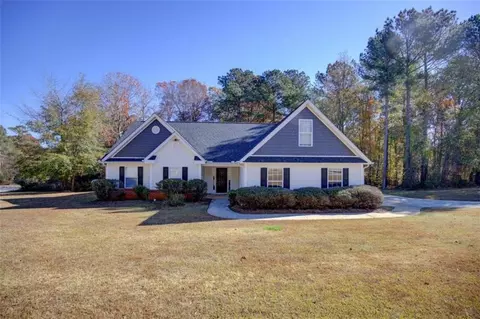 135 Shenandoah Dr, Covington, GA 30016