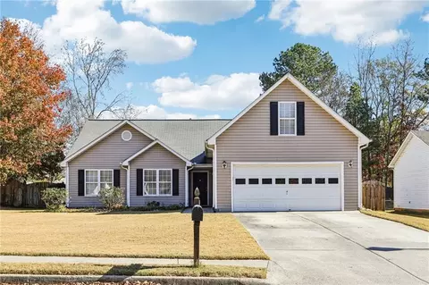 2425 Fort Daniels Dr, Dacula, GA 30019