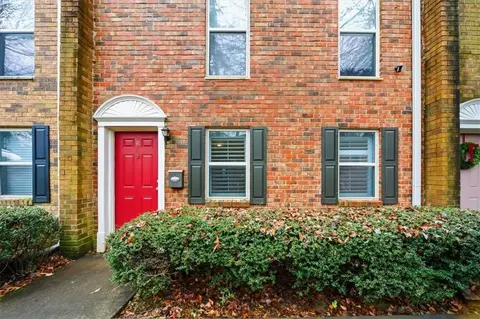 115 Winding River Dr #B, Atlanta, GA 30350