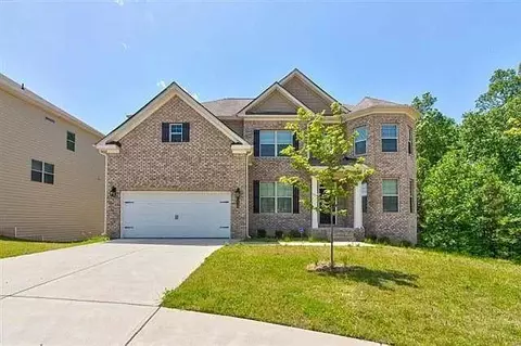 3229 Bowlin Dr, Fairburn, GA 30213