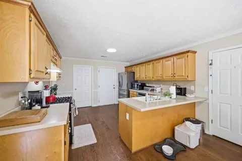 Kitchen - 575 Herring Rd, Grayson, GA 30017 photo 1 of 5