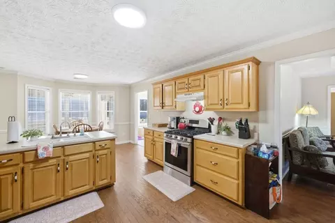 Kitchen - 575 Herring Rd, Grayson, GA 30017 photo 3 of 5