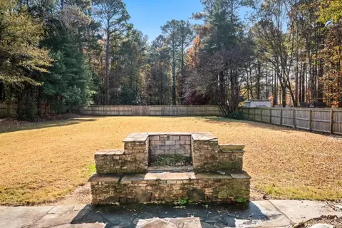 Exterior - 575 Herring Rd, Grayson, GA 30017 photo 9 of 14