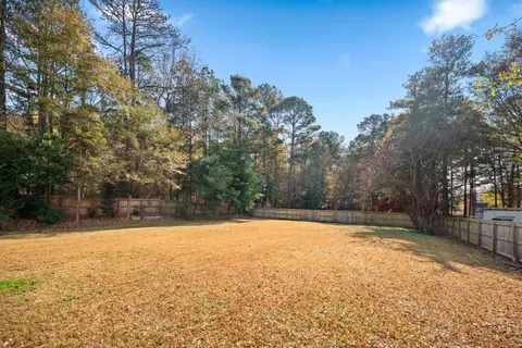 Exterior - 575 Herring Rd, Grayson, GA 30017 photo 10 of 14