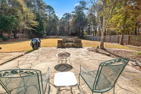 Exterior - 575 Herring Rd, Grayson, GA 30017 photo 6 of 14