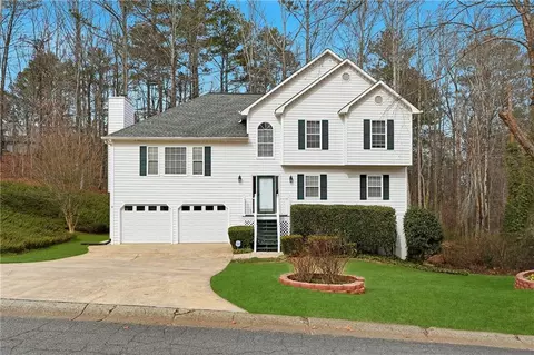 3007 Clove Tree Ln, Woodstock, GA 30189