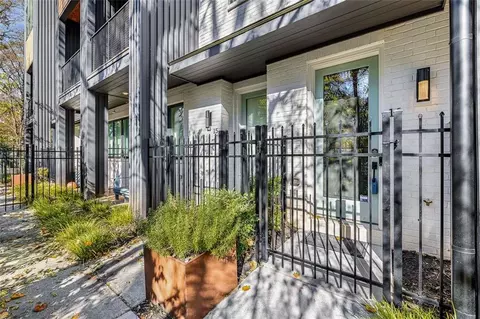 2347 Hosea L Williams Dr SE #16, Atlanta, GA 30317