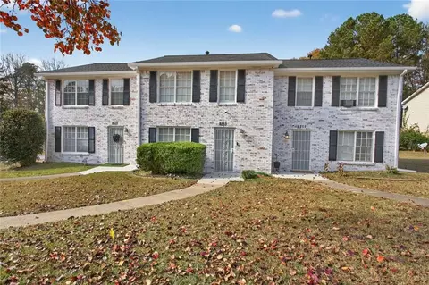 8511 Pineland Dr, Jonesboro, GA 30238
