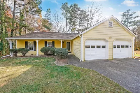 2790 Grassland Ct NW, Kennesaw, GA 30152