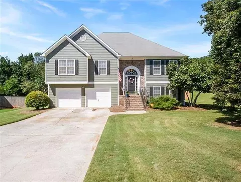 40 Hunters Trl, Dallas, GA 30157