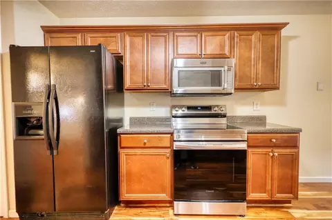 Kitchen - 40 Browning Dr, Covington, GA 30016 photo 4 of 5