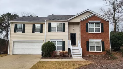 1000 River Plantation Dr, Woodstock, GA 30188