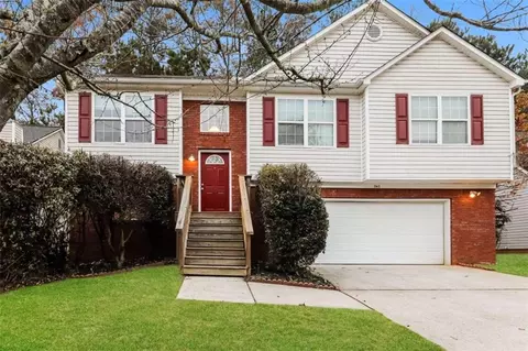 563 Sycamore Dr, Jonesboro, GA 30238