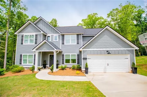 405 Adler Pt, Carrollton, GA 30117