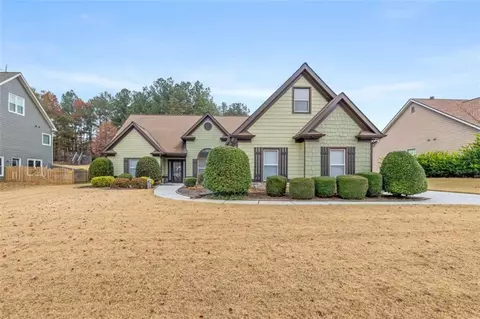 731 Lincoln Dr, Winder, GA 30680