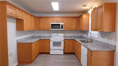 425 Berkshire Dr, Covington, GA 30016 photo 14