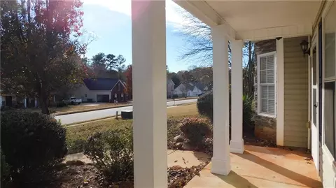 425 Berkshire Dr, Covington, GA 30016 photo 8