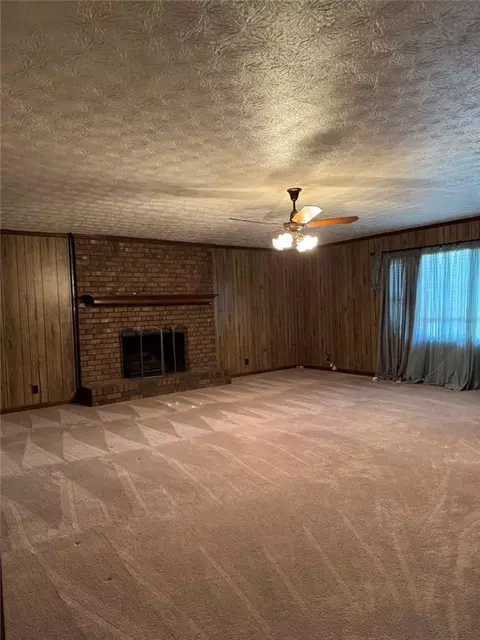 Living - 2273 Hampton Trl SE, Conyers, GA 30013 photo 2 of 2