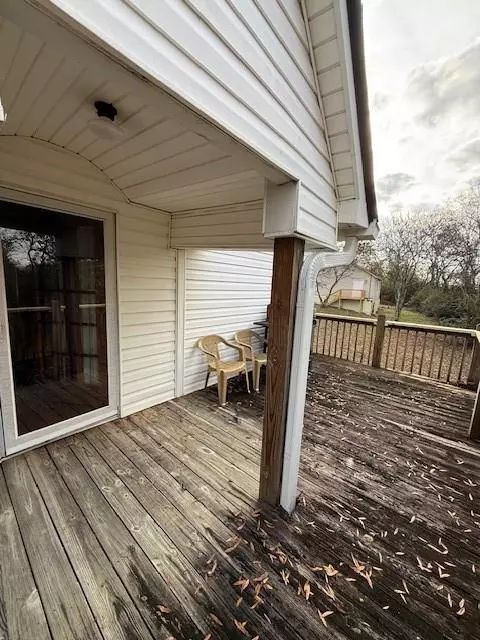 106 Mac Ave, Calhoun, GA 30701 photo 4