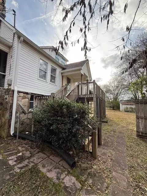 106 Mac Ave, Calhoun, GA 30701 photo 3