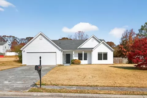 412 Regan Dr, Winder, GA 30680