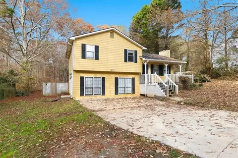 3307 Due West Rd, Dallas, GA 30157