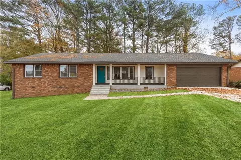 1784 S Deshon Rd, Lithonia, GA 30058